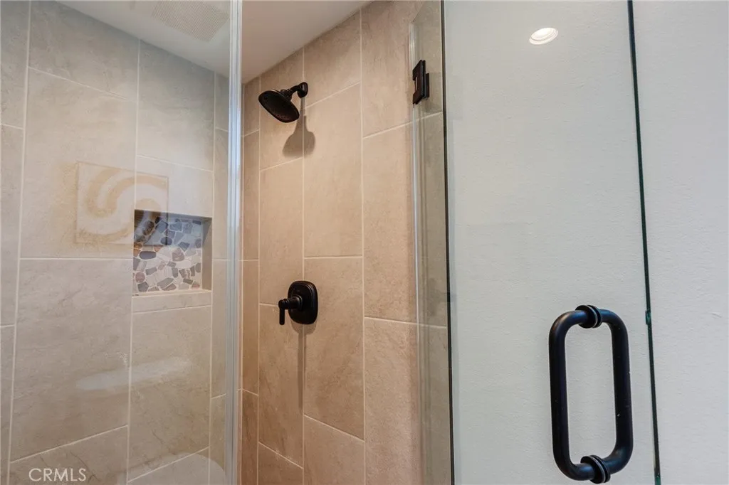 Additional image 114 of 11919 Mayfield Ave Unit 2, Los Angeles, CA 90049