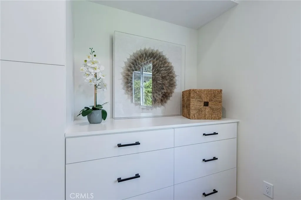 Additional image 107 of 11919 Mayfield Ave Unit 2, Los Angeles, CA 90049