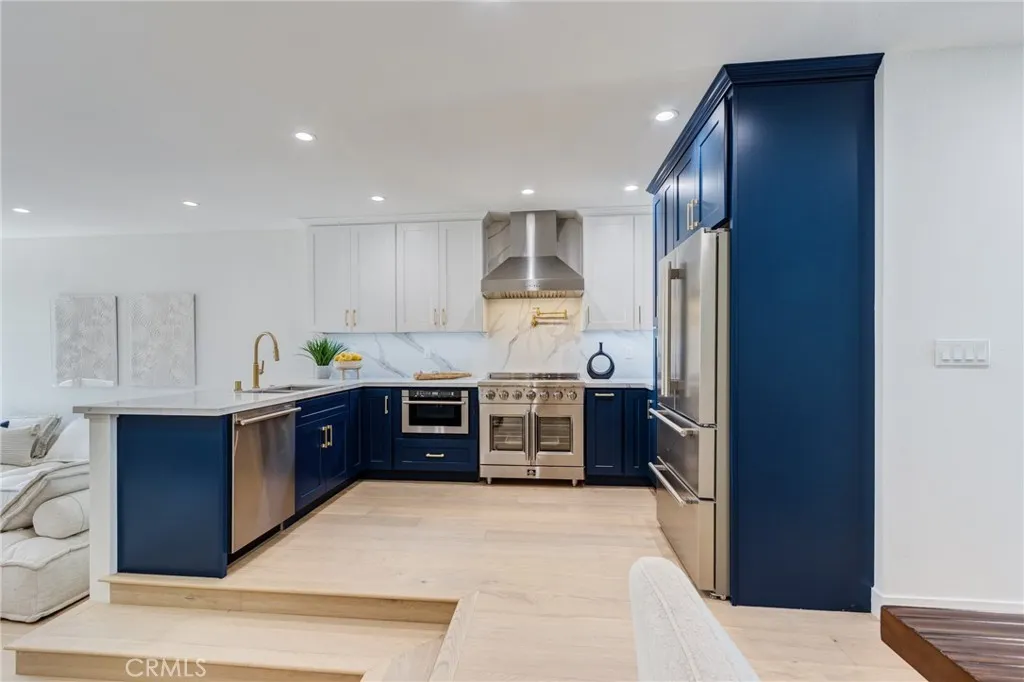 Additional image 87 of 11919 Mayfield Ave Unit 2, Los Angeles, CA 90049