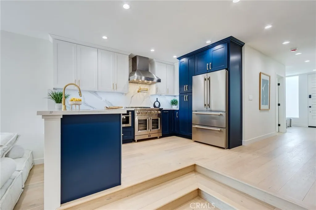 Additional image 94 of 11919 Mayfield Ave Unit 2, Los Angeles, CA 90049