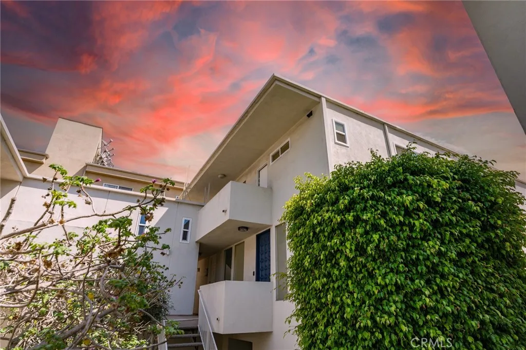 Additional image 78 of 11919 Mayfield Ave Unit 2, Los Angeles, CA 90049