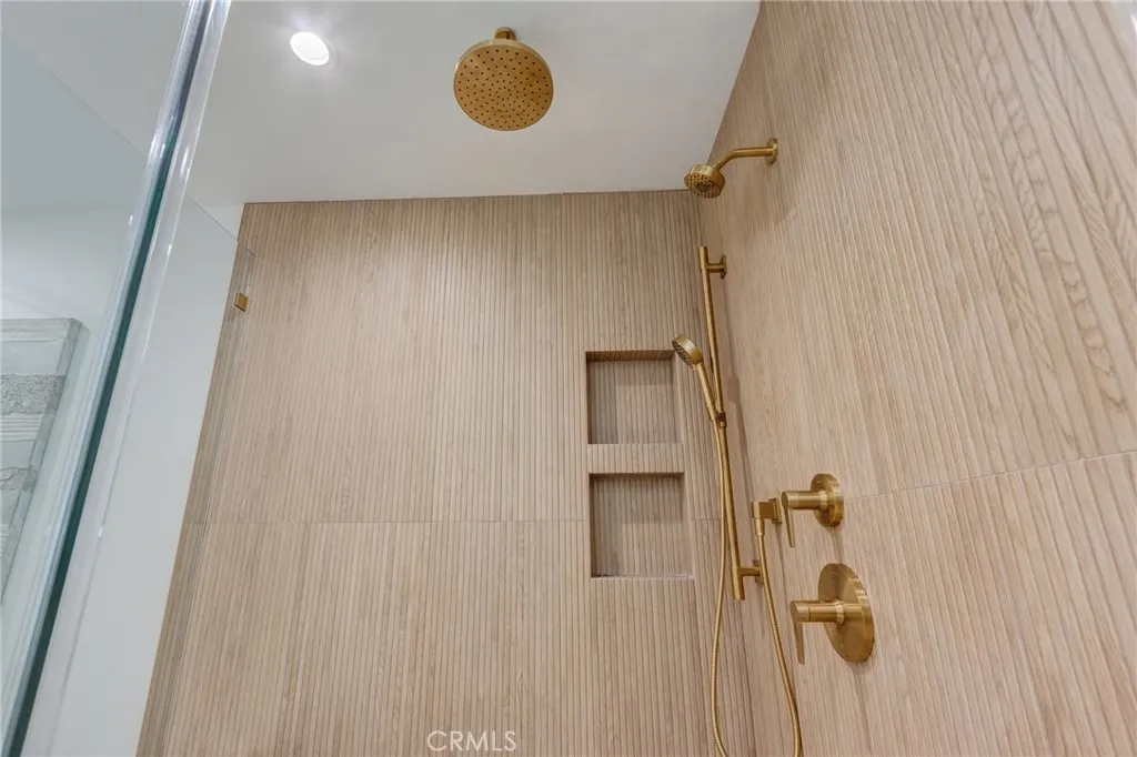 Additional image 120 of 11919 Mayfield Ave Unit 2, Los Angeles, CA 90049