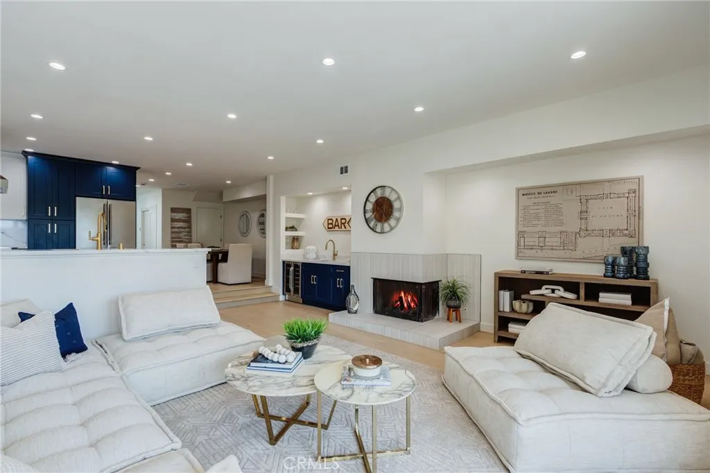 Additional image 71 of 11919 Mayfield Ave Unit 2, Los Angeles, CA 90049