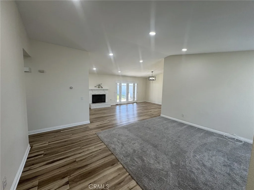 2892 Heller Dr, Riverside, CA 92509 photo 5