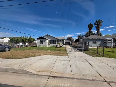 10663 Mountain View Avenue, Redlands, CA 92373 - MLS#: CV25017763