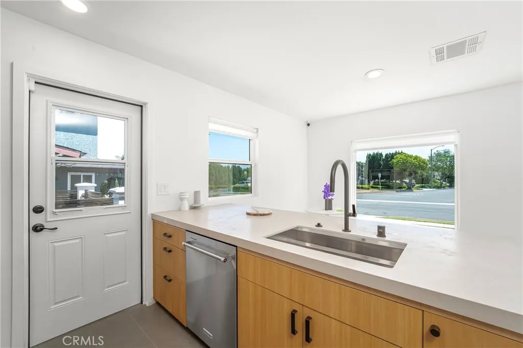 Additional image 44 of 4939 Brayton Ave, Long Beach, CA 90807