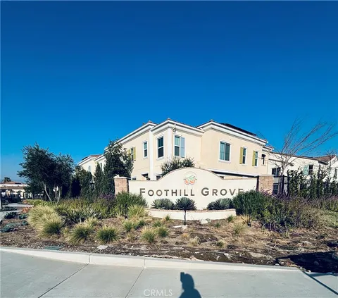 955 W Jasmine Way, Rialto, CA MLS: SR25081323