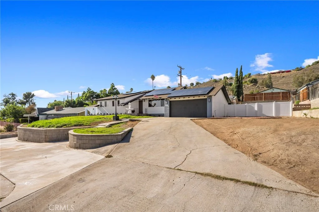 7371 Font Ave, Riverside, CA 92509 photo 3