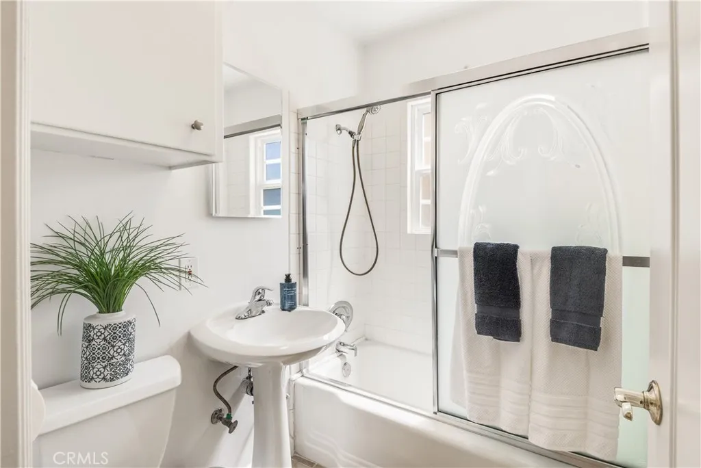 Additional image 60 of 608 Knob Hill Avenue, Redondo Beach, CA 90277