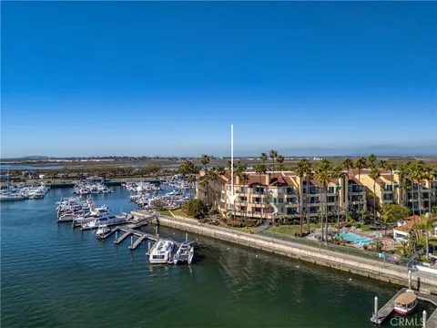 16291 Countess Drive Unit 105, Huntington Beach, CA MLS: OC25054095