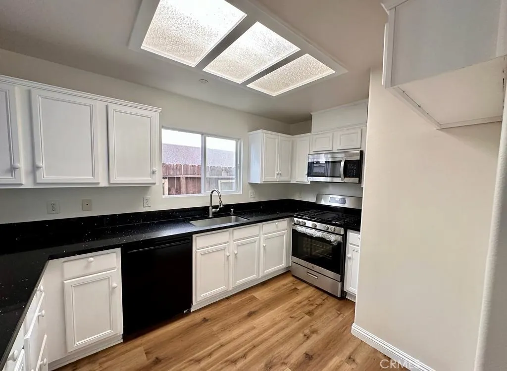 Additional image 34 of 9315 Burnet Avenue Unit 113, North Hills, CA 91343