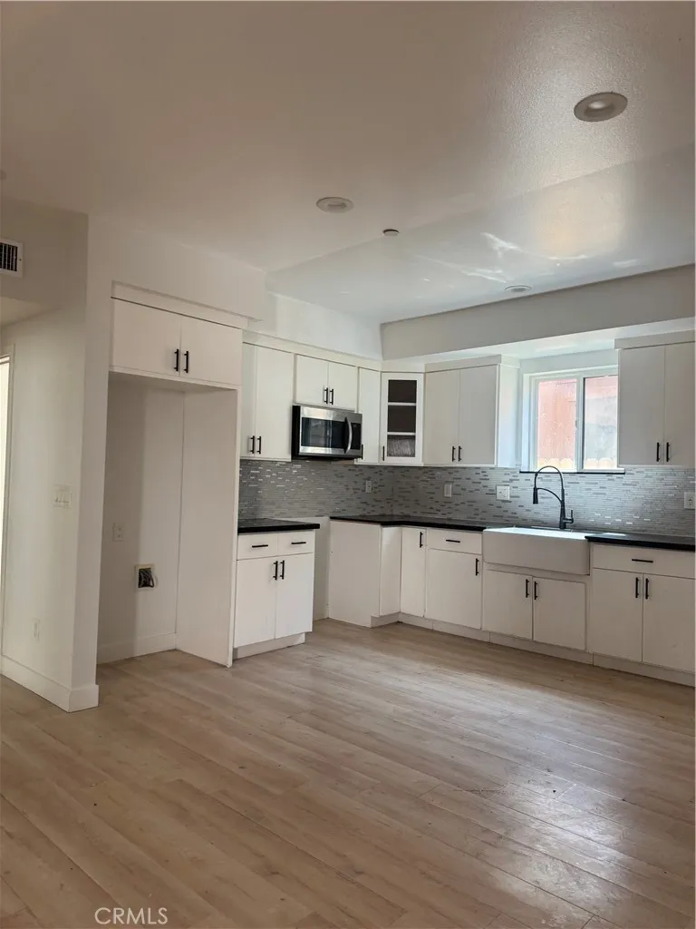 Additional image 11 of 1122 E 94th Street, Los Angeles, CA 90002