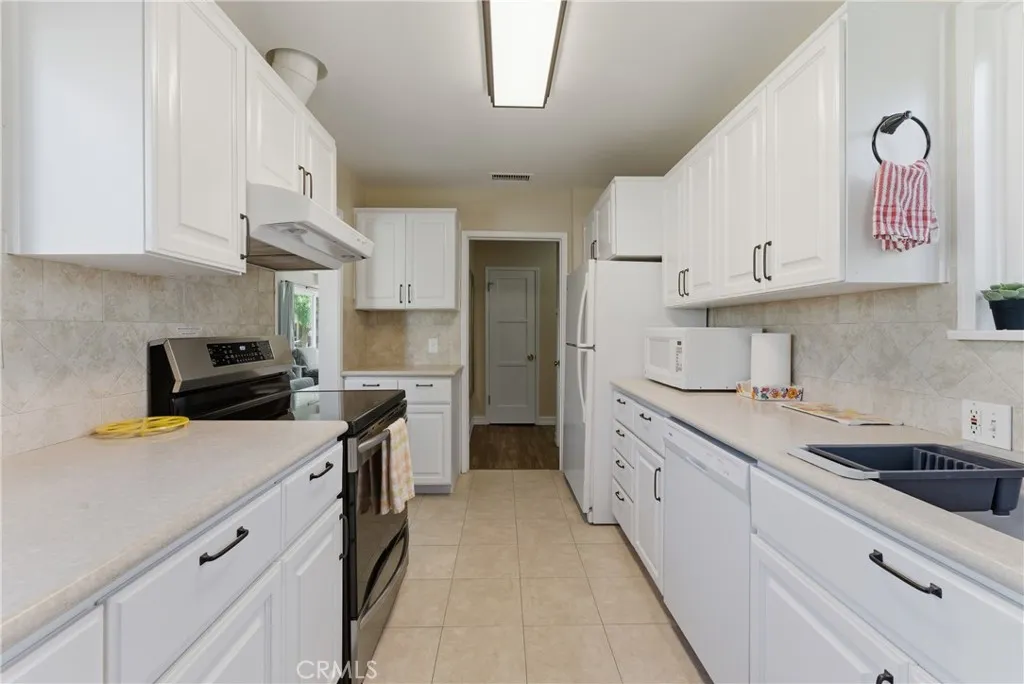 Additional image 17 of 1873 Marber Ave, Long Beach, CA 90815