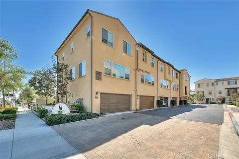 803 N Dalton Ave Unit 102, Azusa, CA MLS: WS25072806