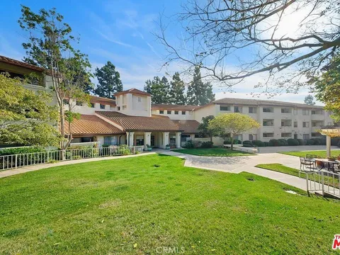 501 Palisades Drive Unit 314, Pacific Palisades, CA MLS: SR25043542