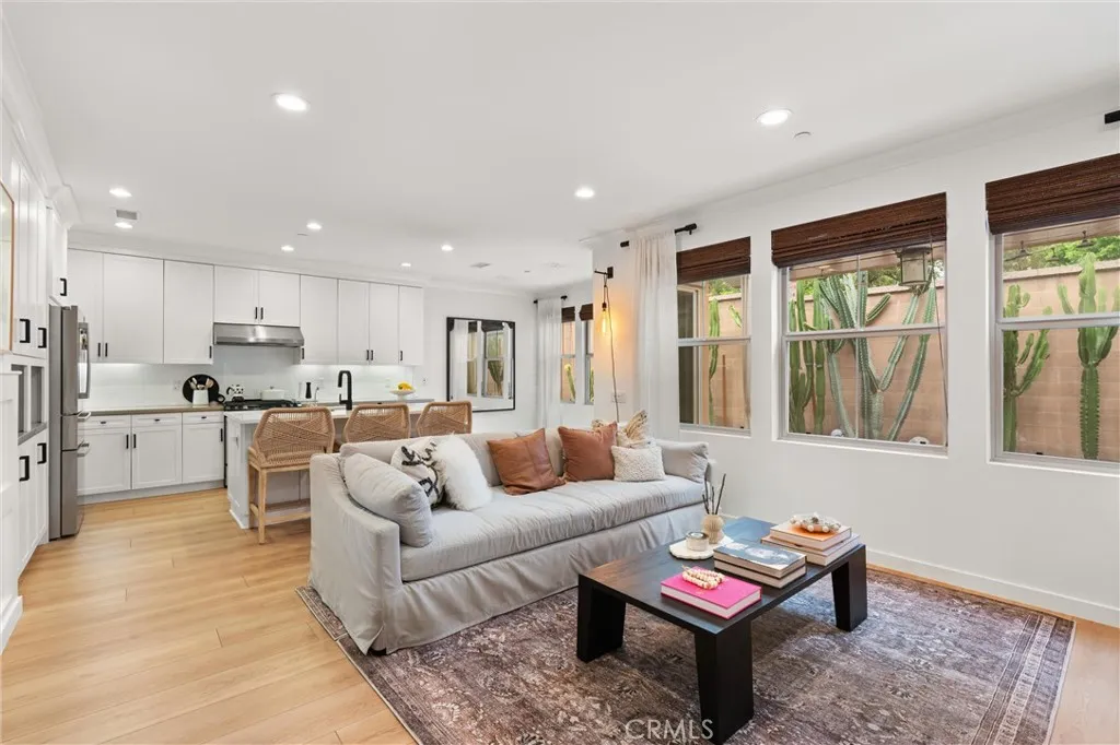 Additional image 51 of 112 Gemstone, Irvine, CA 92620