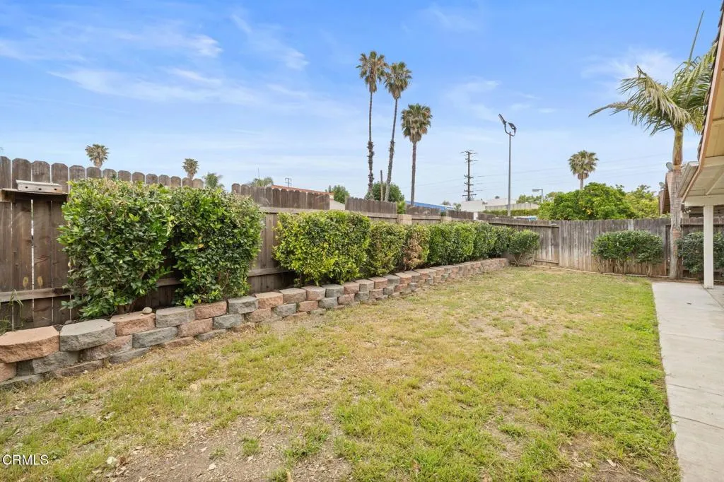 135 Surrey Way, Fillmore, CA 93015