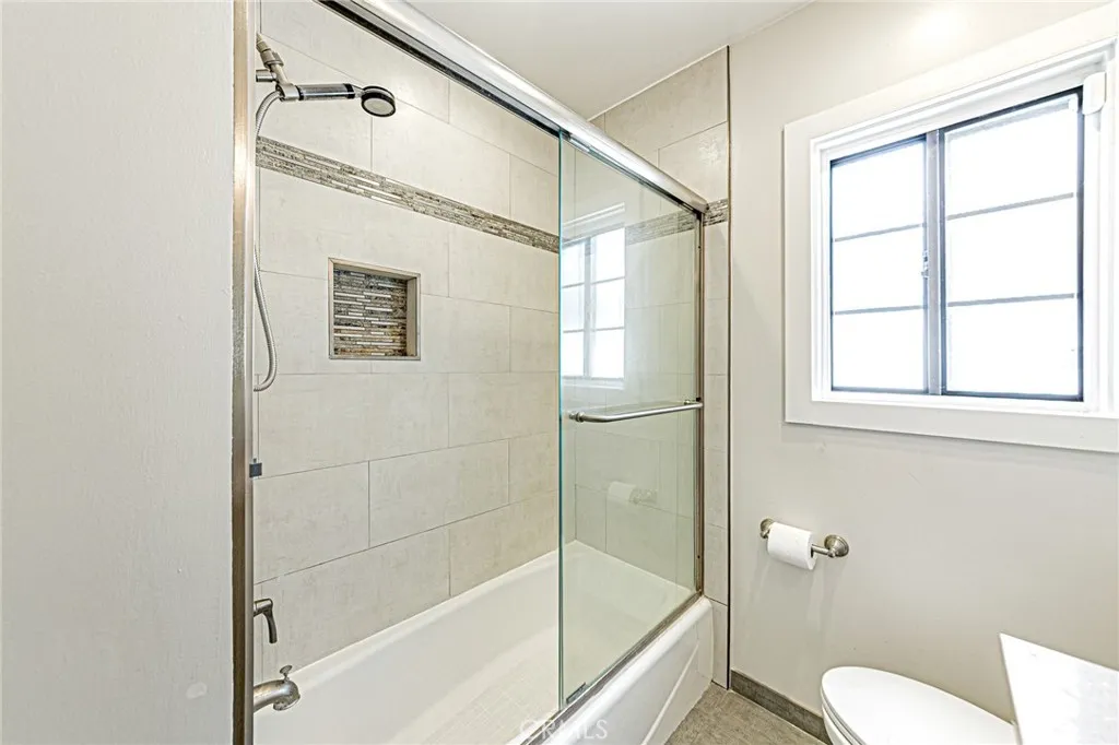 Additional image 58 of 1428 N Frederic Street, Burbank, CA 91505