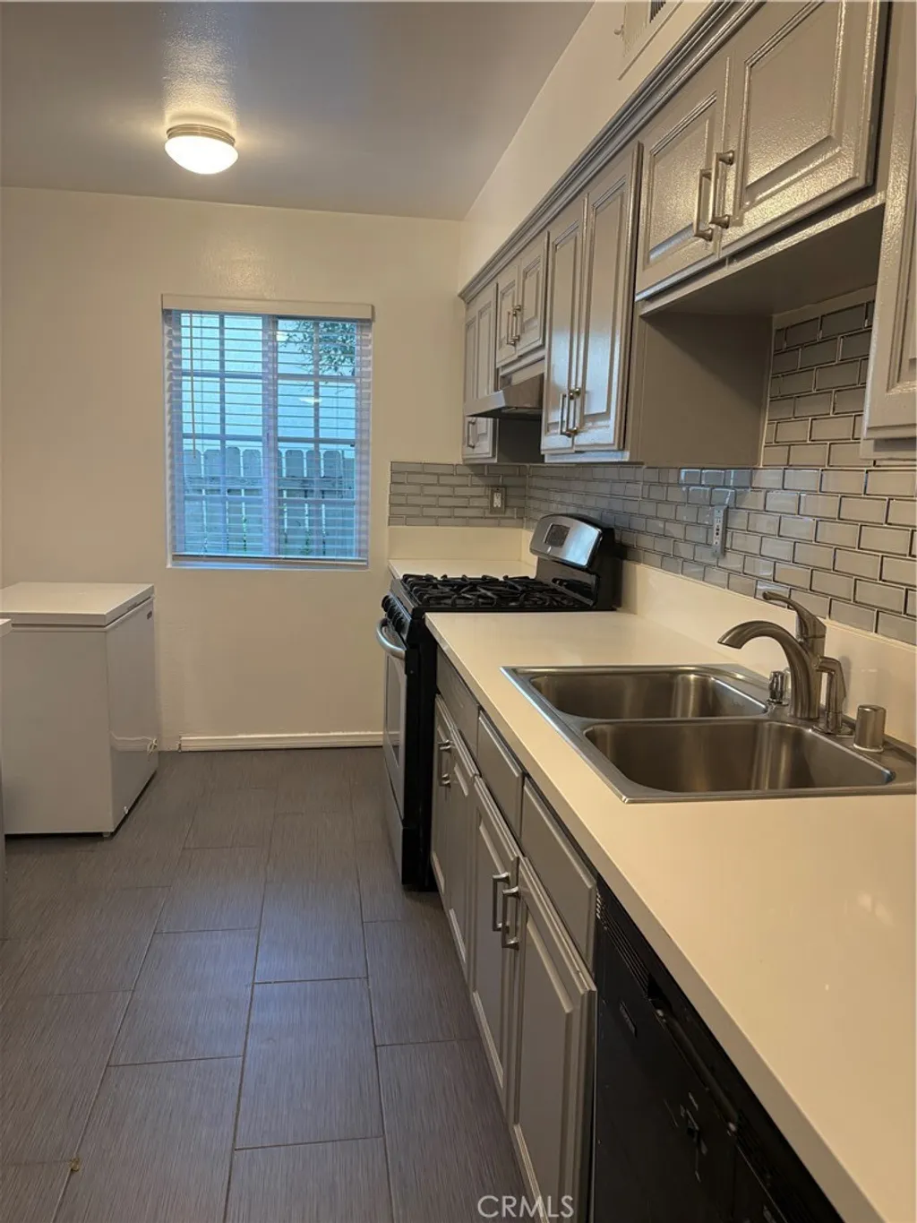 Additional image 3 of 8105 Canby Unit 4, Reseda, CA 91335