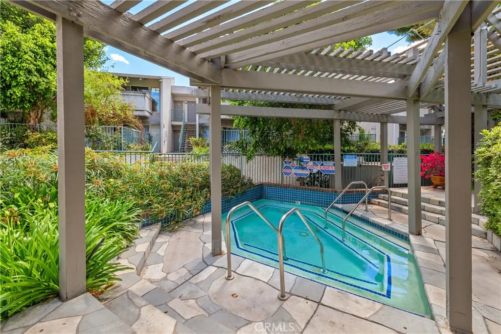 Additional image 83 of 20134 Leadwell St Unit 126, Winnetka, CA 91306