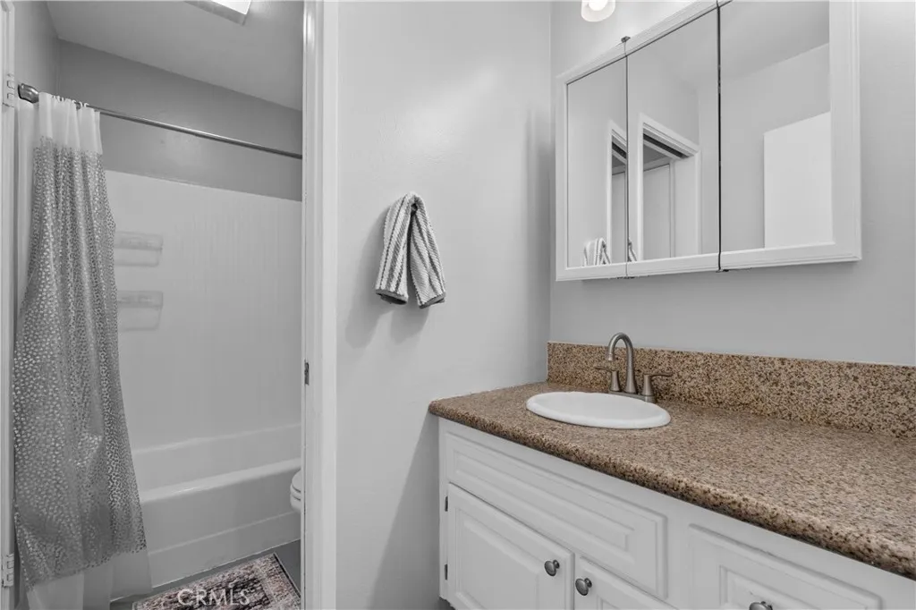 Additional image 33 of 20134 Leadwell St Unit 126, Winnetka, CA 91306