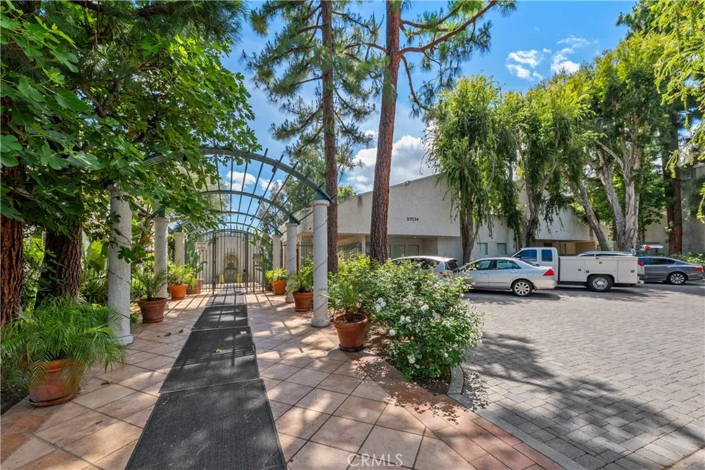 Additional image 45 of 20134 Leadwell St Unit 126, Winnetka, CA 91306