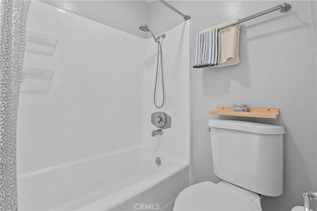 Additional image 78 of 20134 Leadwell St Unit 126, Winnetka, CA 91306