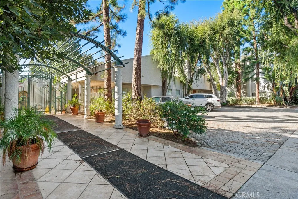 Additional image 4 of 20134 Leadwell St Unit 126, Winnetka, CA 91306