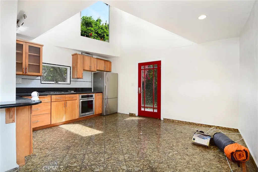 Additional image 67 of 3036 Surry Street, Los Angeles, CA 90027