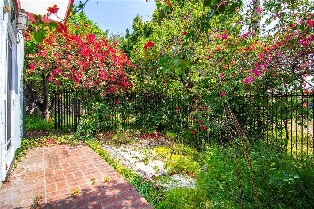 Additional image 23 of 3036 Surry Street, Los Angeles, CA 90027