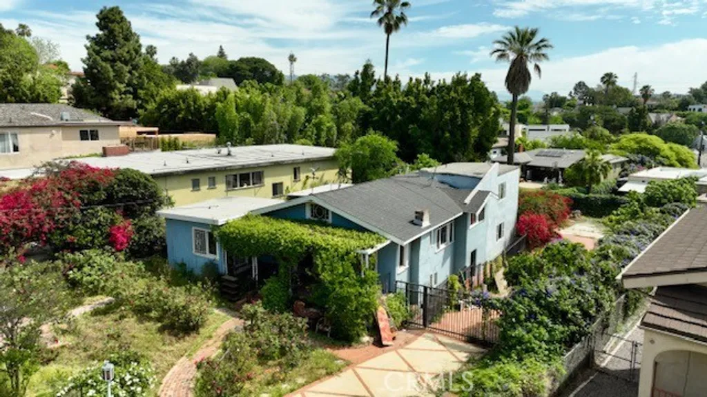 3036 Surry Street, Los Angeles, CA 90027