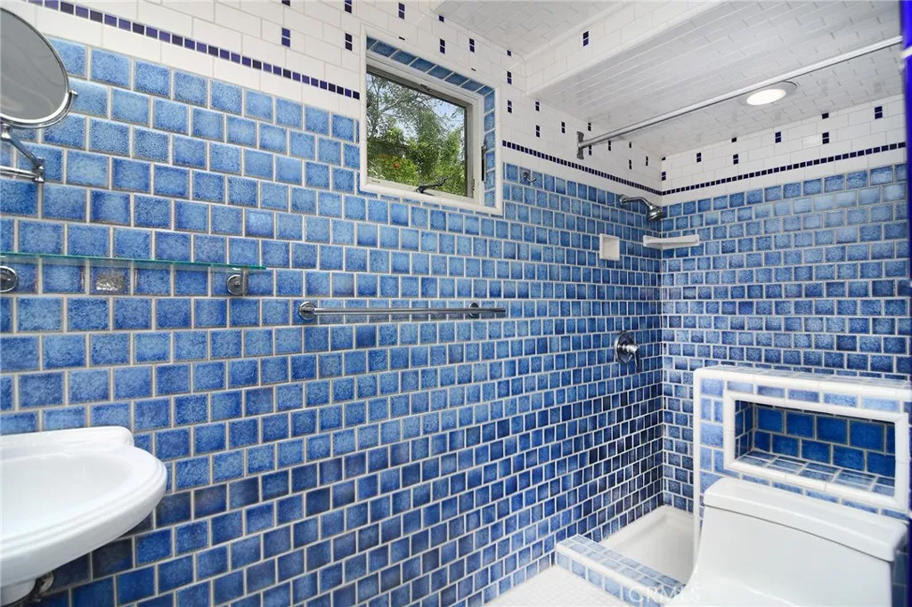 Additional image 68 of 3036 Surry Street, Los Angeles, CA 90027