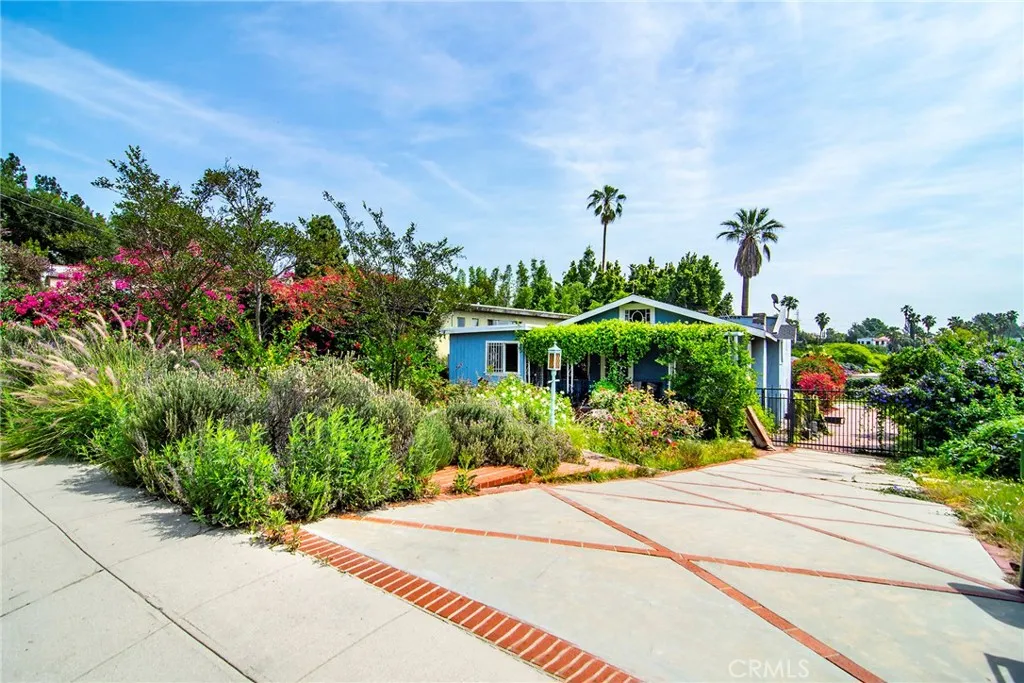 Additional image 42 of 3036 Surry Street, Los Angeles, CA 90027