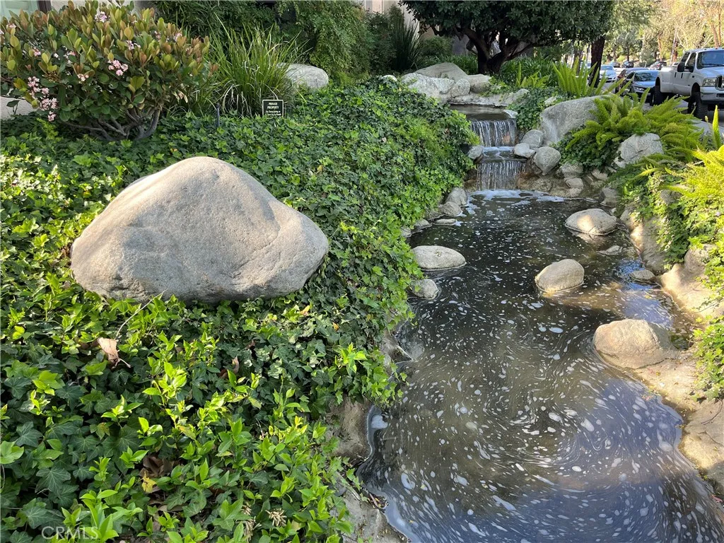 Additional image 7 of 21801 Burbank Blvd Unit 83, Woodland Hills, CA 91367