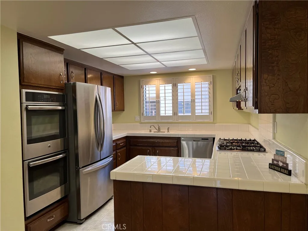 Additional image 40 of 21801 Burbank Blvd Unit 83, Woodland Hills, CA 91367