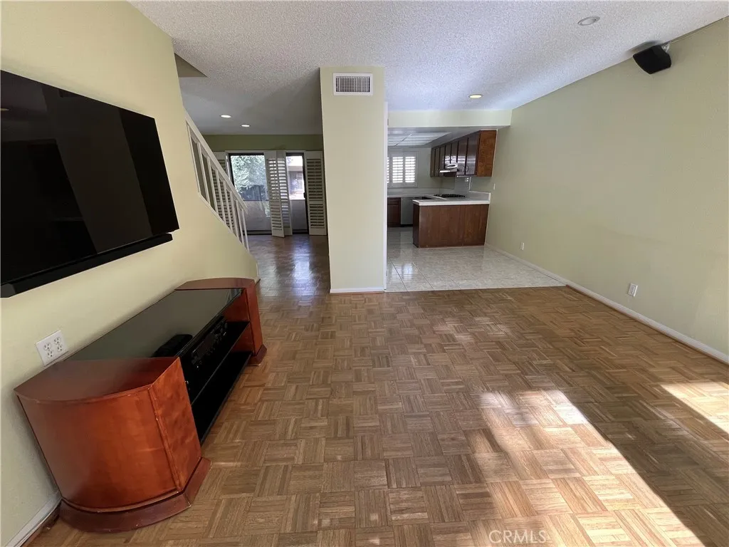 Additional image 47 of 21801 Burbank Blvd Unit 83, Woodland Hills, CA 91367