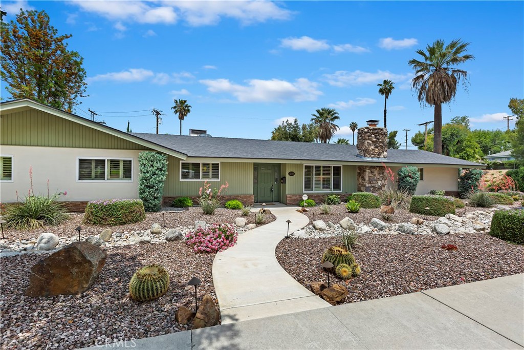2083 Fairview Avenue, Riverside, CA 92506 - MLS#: IV23098759