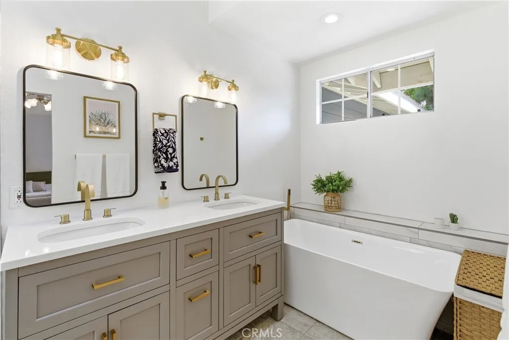 Additional image 26 of 19116 Queensport Lane Unit E, Huntington Beach, CA 92646