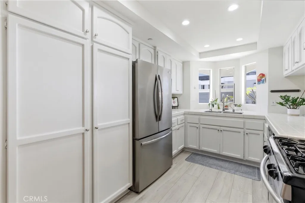 Additional image 12 of 19116 Queensport Lane Unit E, Huntington Beach, CA 92646
