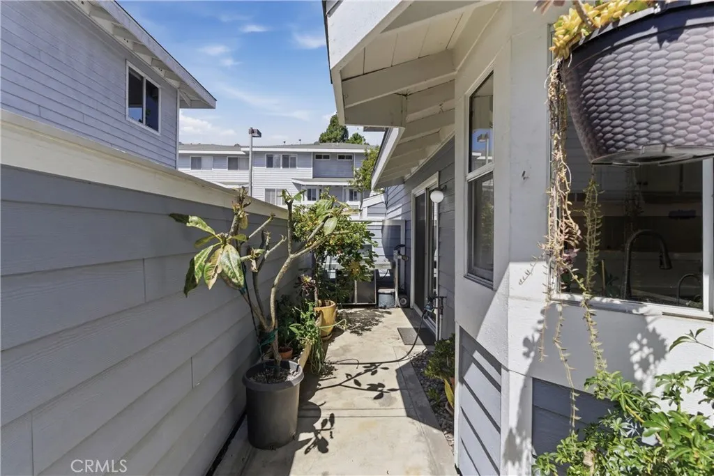 Additional image 19 of 19116 Queensport Lane Unit E, Huntington Beach, CA 92646