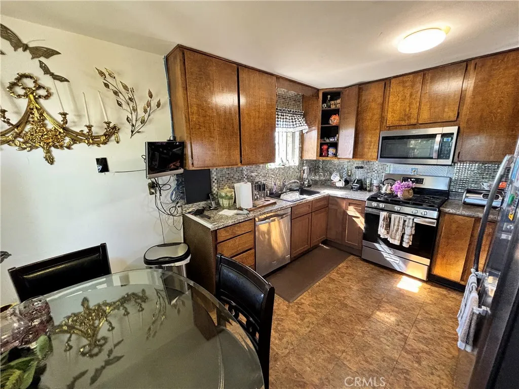Additional image 16 of 5476 Lenox Dr, San Diego, CA 92114