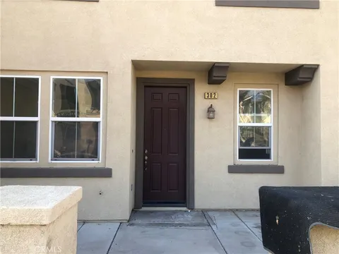 1800 E Lakeshore Drive Unit 302, Lake Elsinore, CA MLS: AR25017144