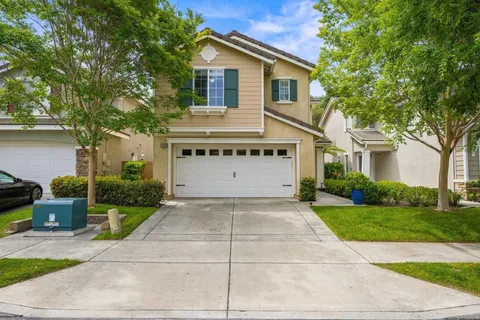 1752 Cottonwood Drive, Vista, CA MLS: NDP2504330