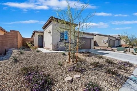11647 S Crescent Street, Desert Hot Springs, CA 92240 - MLS#: PTP2501919