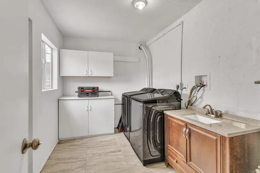 Additional image 64 of 317 W Chase Ave, El Cajon, CA 92020