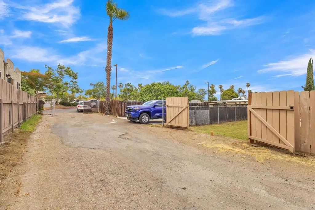 Additional image 34 of 317 W Chase Ave, El Cajon, CA 92020