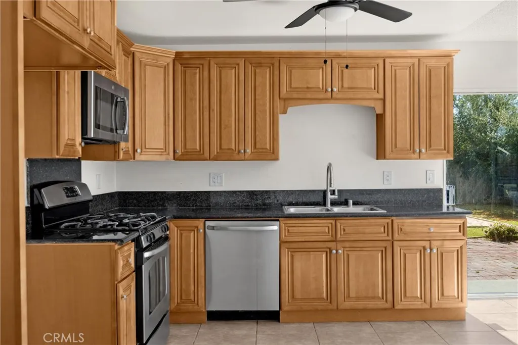 Additional image 65 of 989 Oakdale, Corona, CA 92878