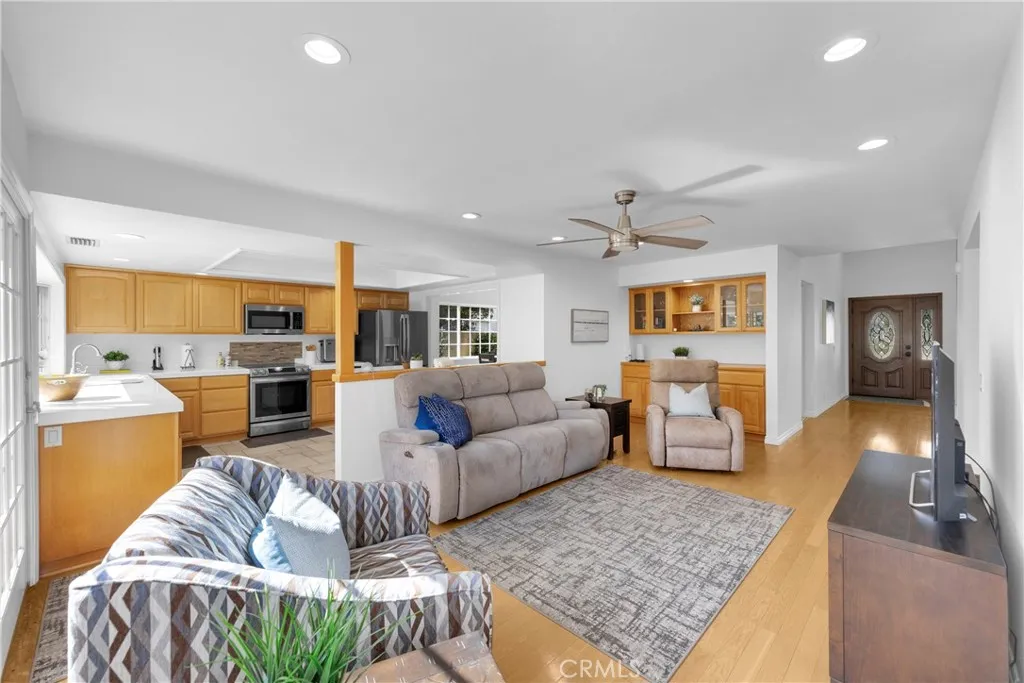 Additional image 9 of 9326 Cambridge St, Cypress, CA 90630