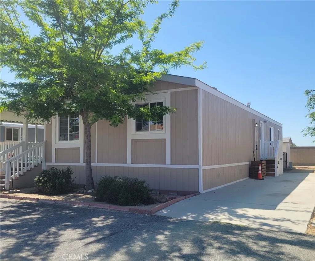 Additional image 3 of 3303 Sierra Highway Unit 66, Rosamond, CA 93560
