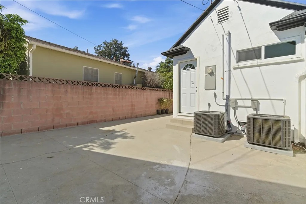 Additional image 43 of 3972 Hubert Avenue, Los Angeles, CA 90008
